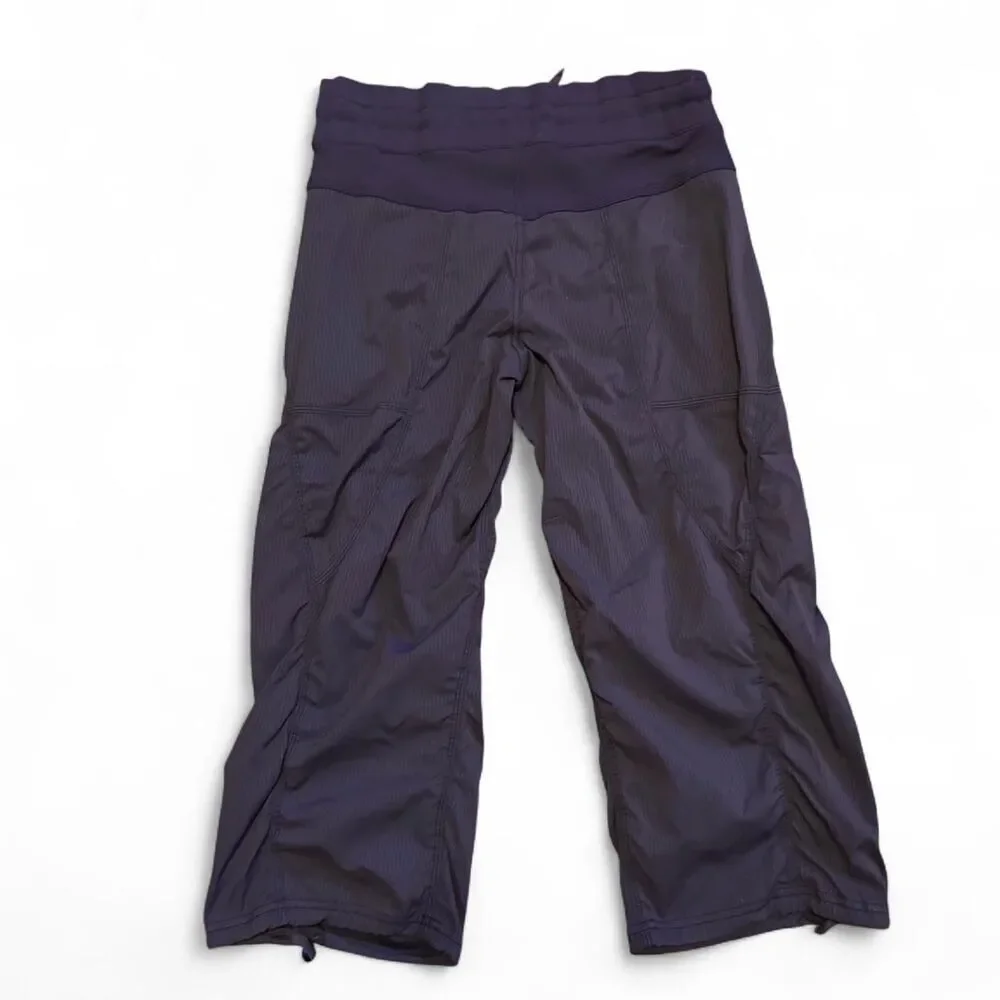 Lululemon Dance Studio Mid-Rise Cropped Pant Women’s Size 4 Blue Pinstripe